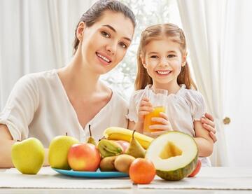 Magazin: Frische Säfte sind der beste Weg, um Kinder mit Nährstoffen zu versorgen | EUJUICERS.DE